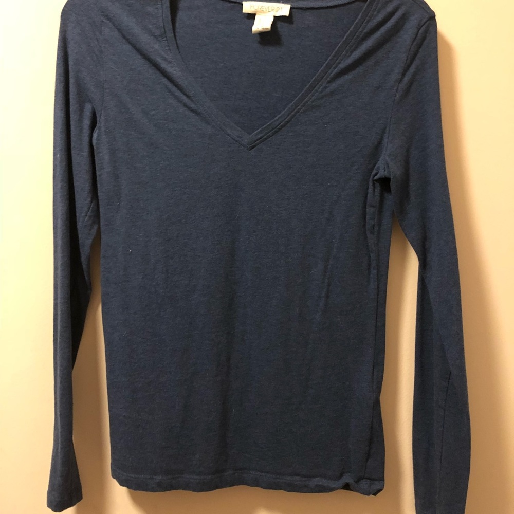 Long sleeve tee